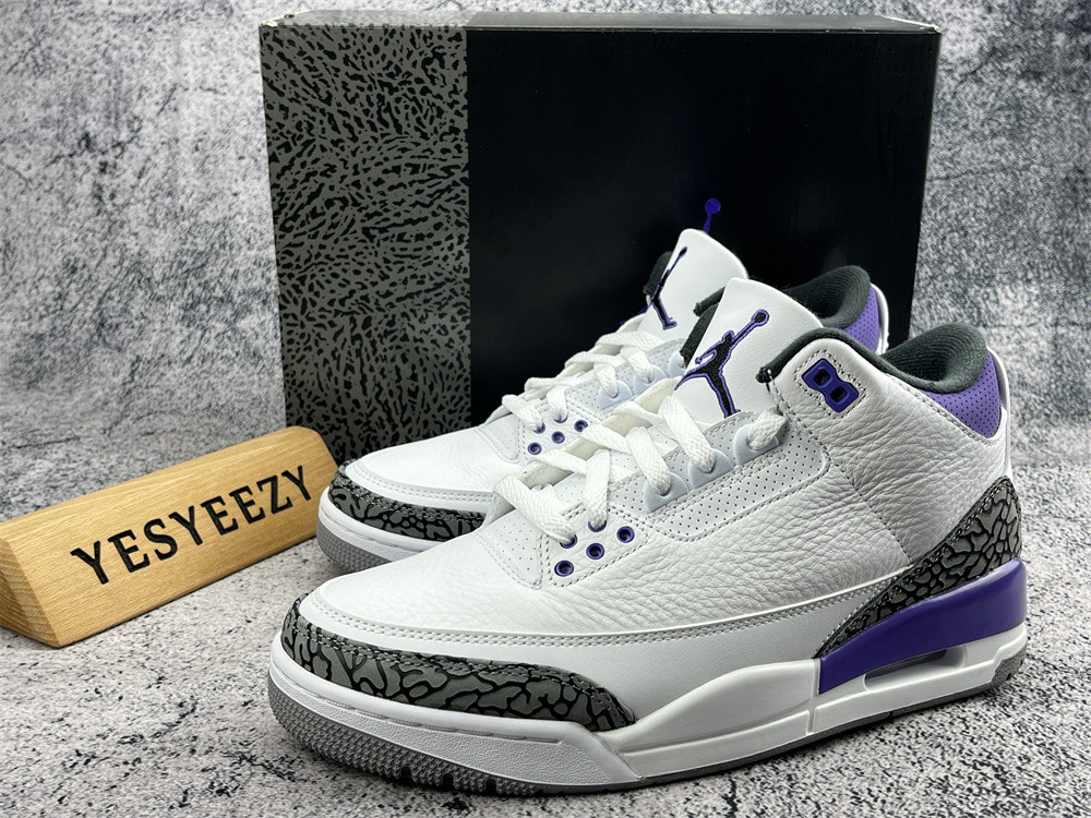 UA AIR JORDAN 3 RETRO 