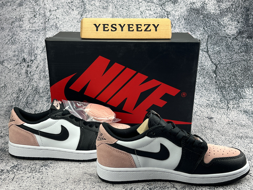 UA AIR JORDAN 1 RETRO LOW OG 