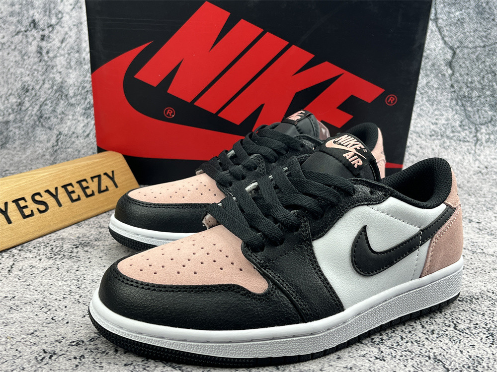 UA AIR JORDAN 1 RETRO LOW OG 