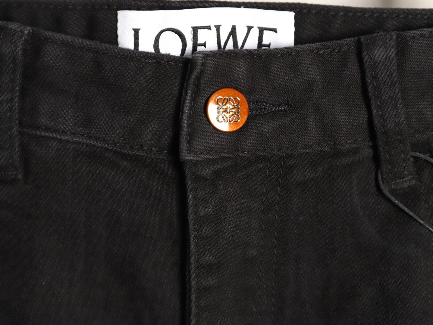 L0ew* Jeans