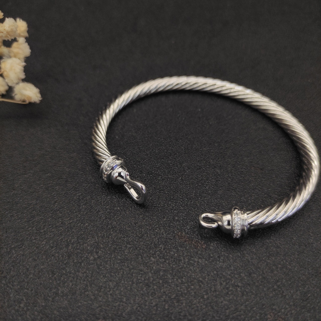 David Yurman 5mm silver Hook With Diamonds Bracelet(wrist circumference 15-19cm)
