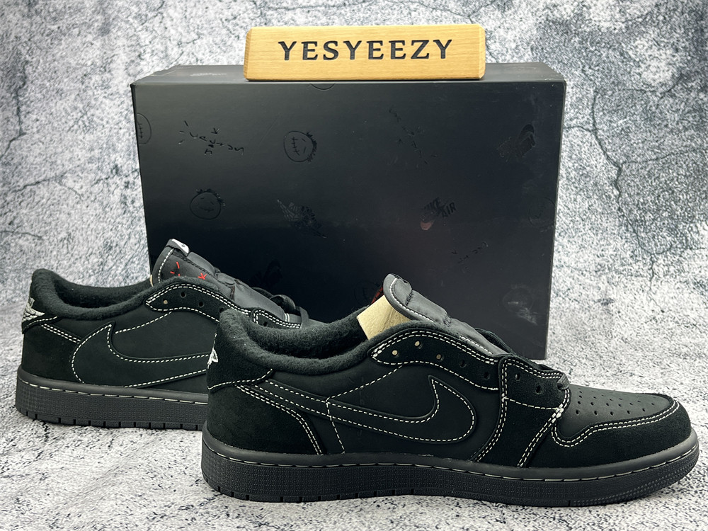 UA TRAVIS SCOTT X AIR JORDAN 1 LOW OG SP 