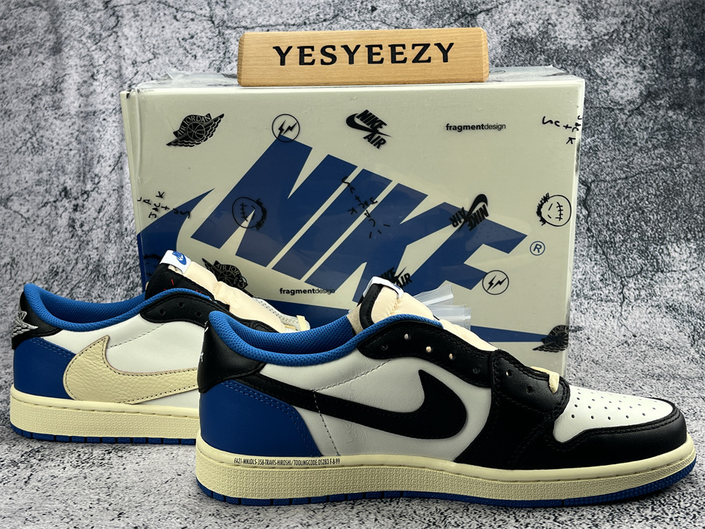 UA FRAGMENT DESIGN X TRAVIS SCOTT X AIR JORDAN 1 RETRO LOW