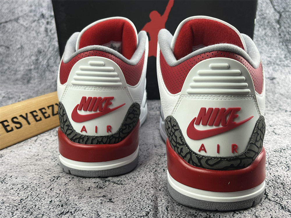 UA AIR JORDAN 3 RETRO 