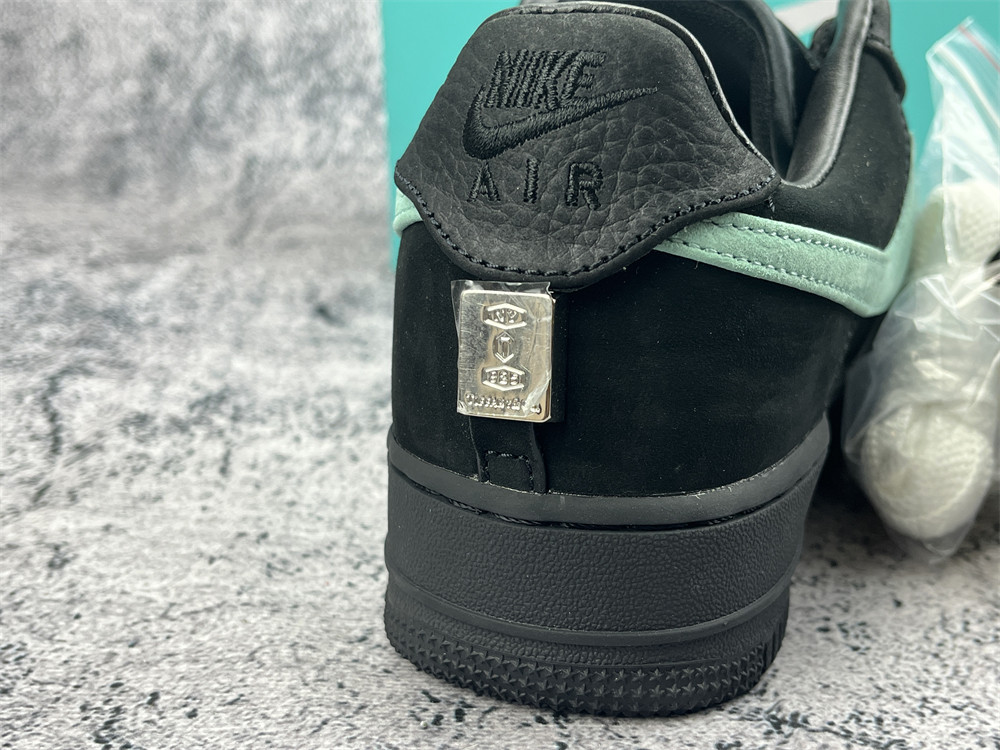 UA TIFFANY & CO. X AIR FORCE 1 LOW
