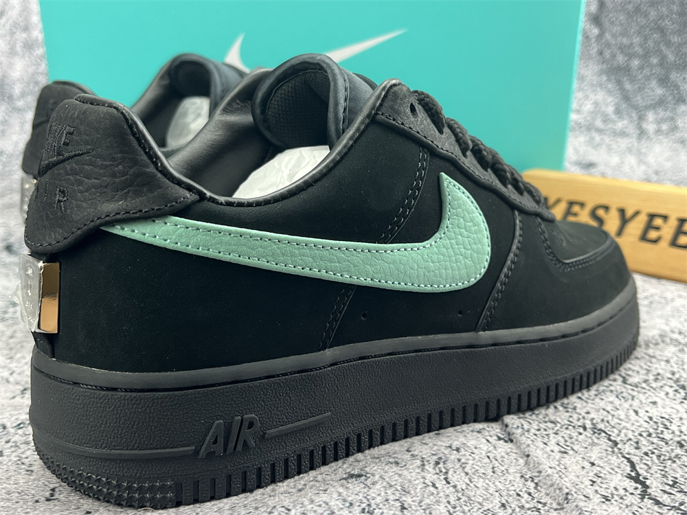 UA TIFFANY & CO. X AIR FORCE 1 LOW