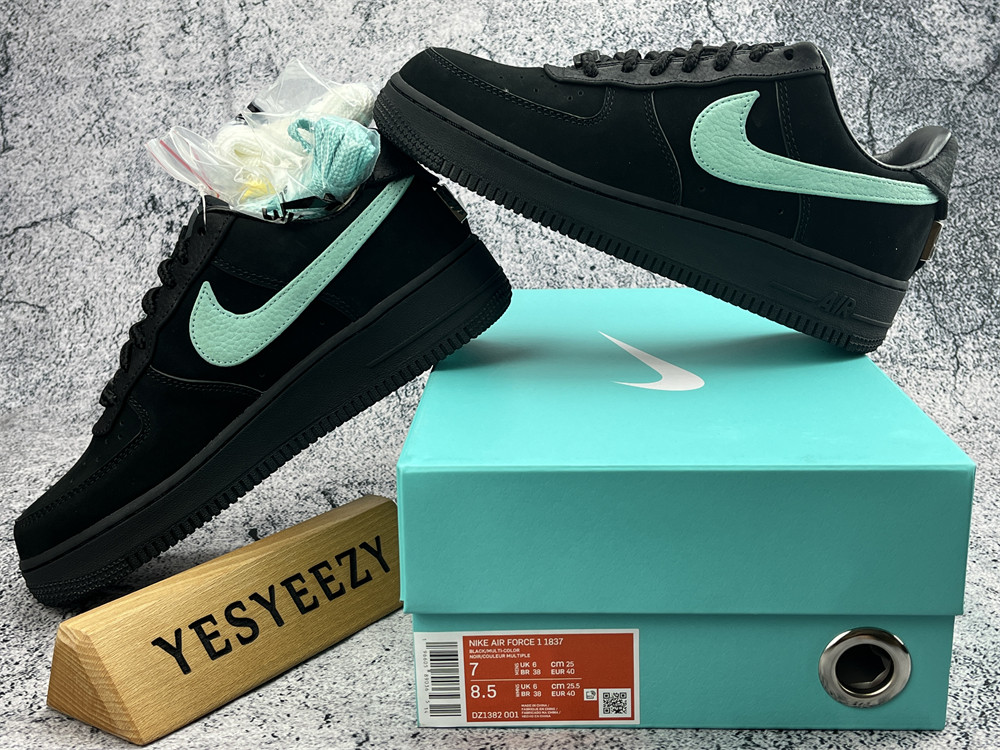 UA TIFFANY & CO. X AIR FORCE 1 LOW