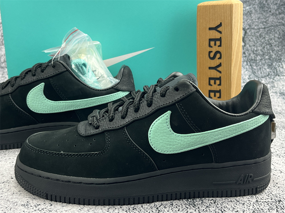 UA TIFFANY & CO. X AIR FORCE 1 LOW
