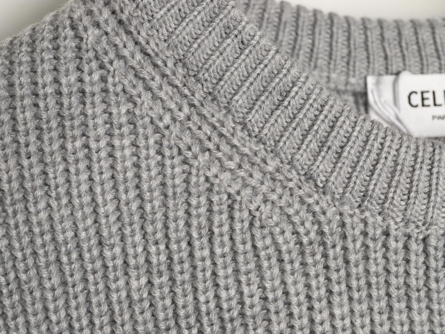 Ce1i*e 21Fw Sweaters