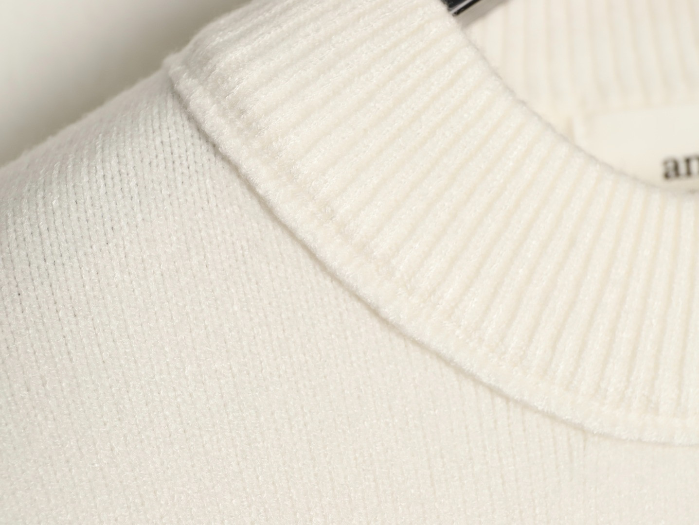 AMI PARIS Knitting Sweaters