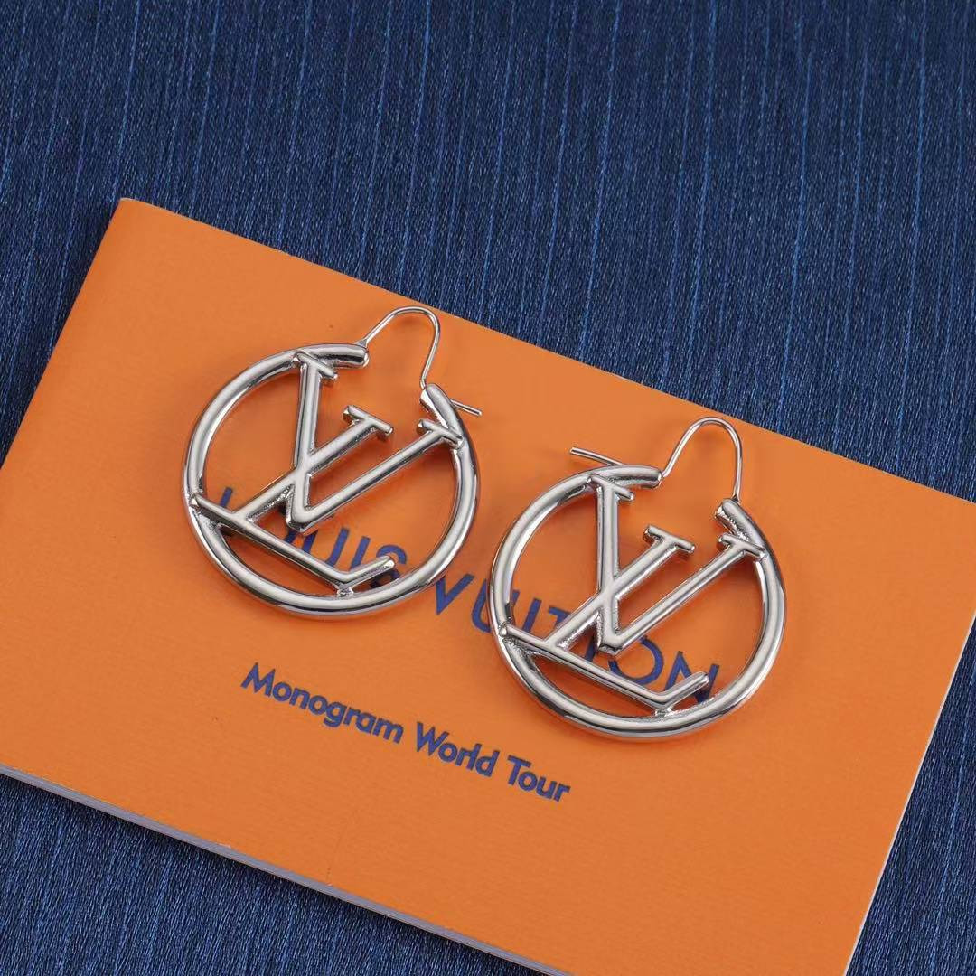 Louis Vuitton Earrings 2 3 4cm