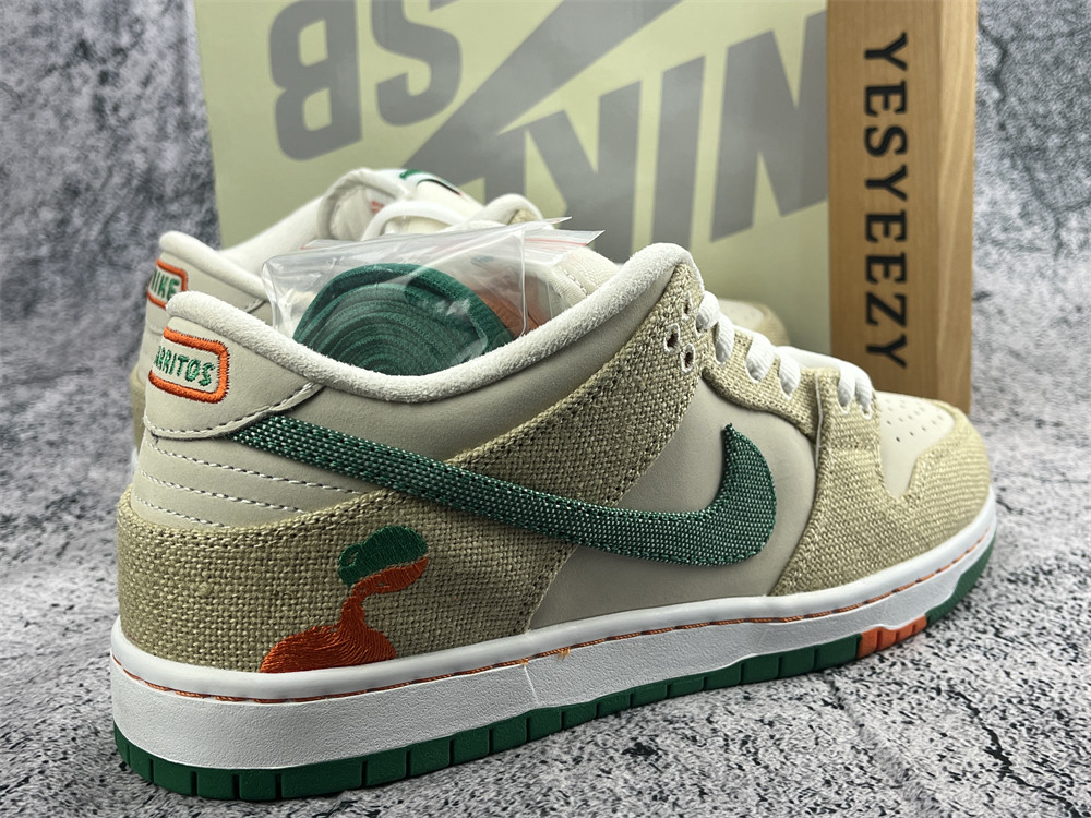 UA JARRITOS X DUNK LOW SB