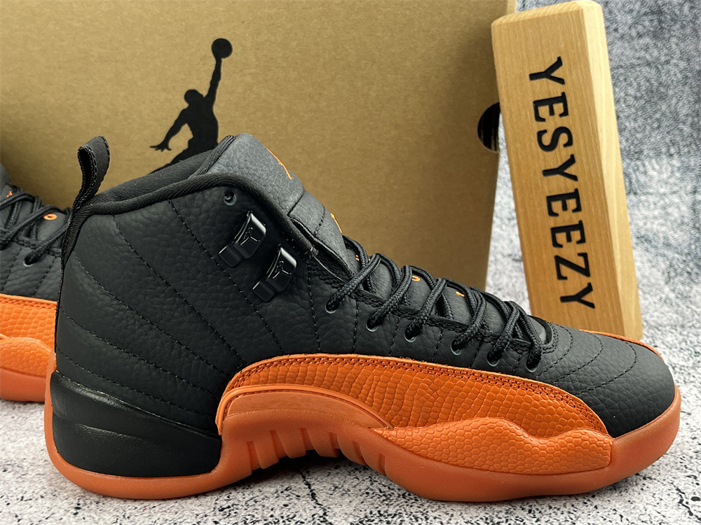 UA WMNS AIR JORDAN 12 RETRO 