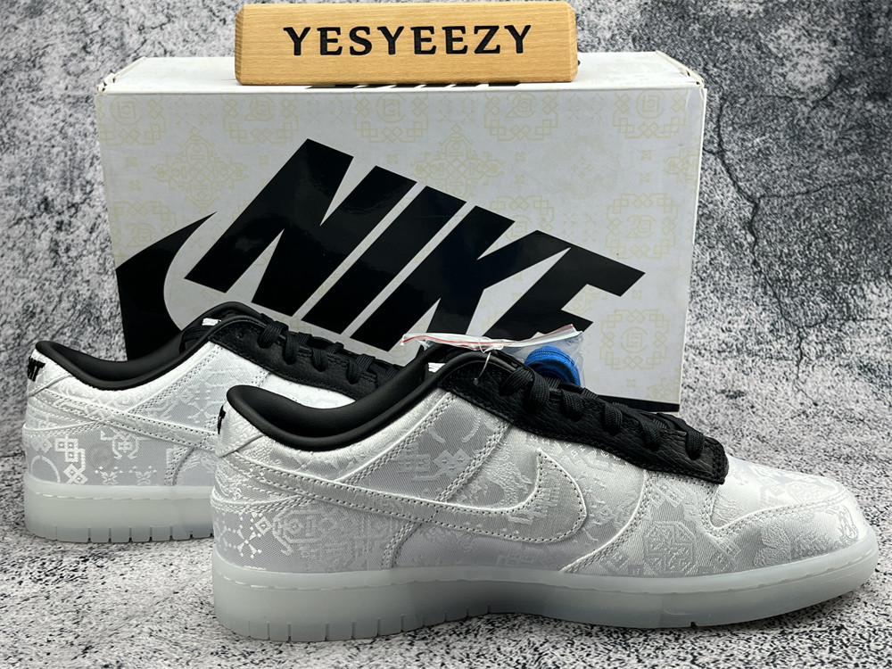 UA FRAGMENT DESIGN X CLOT X DUNK LOW SP 