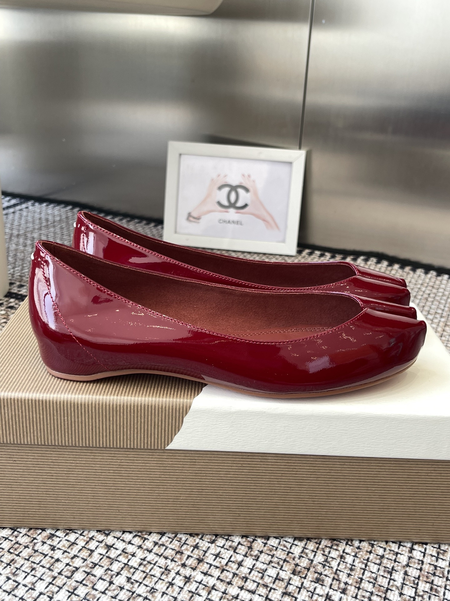 UA Chr1st1an Louboutin x Ma1s0n Marg*e1a Tabi Leather Ballet Flats