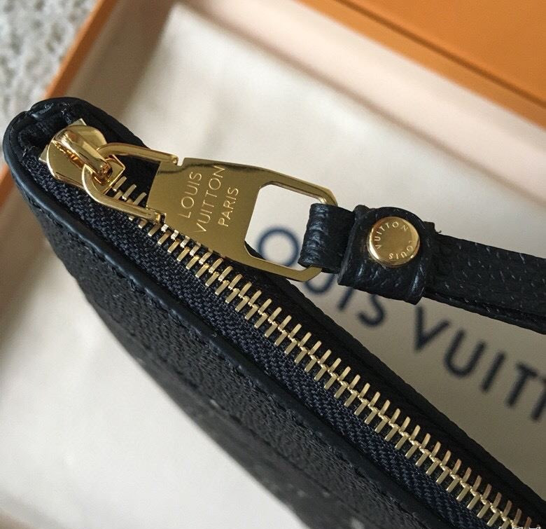 LV DAILY POUCH M62937