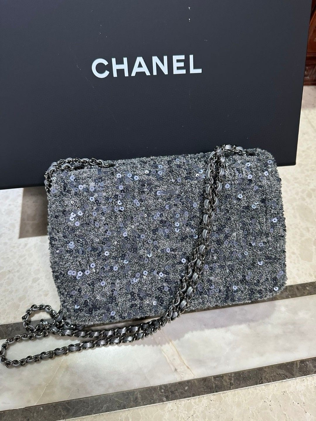 Ch**el Sequin Flap Bag 20CM