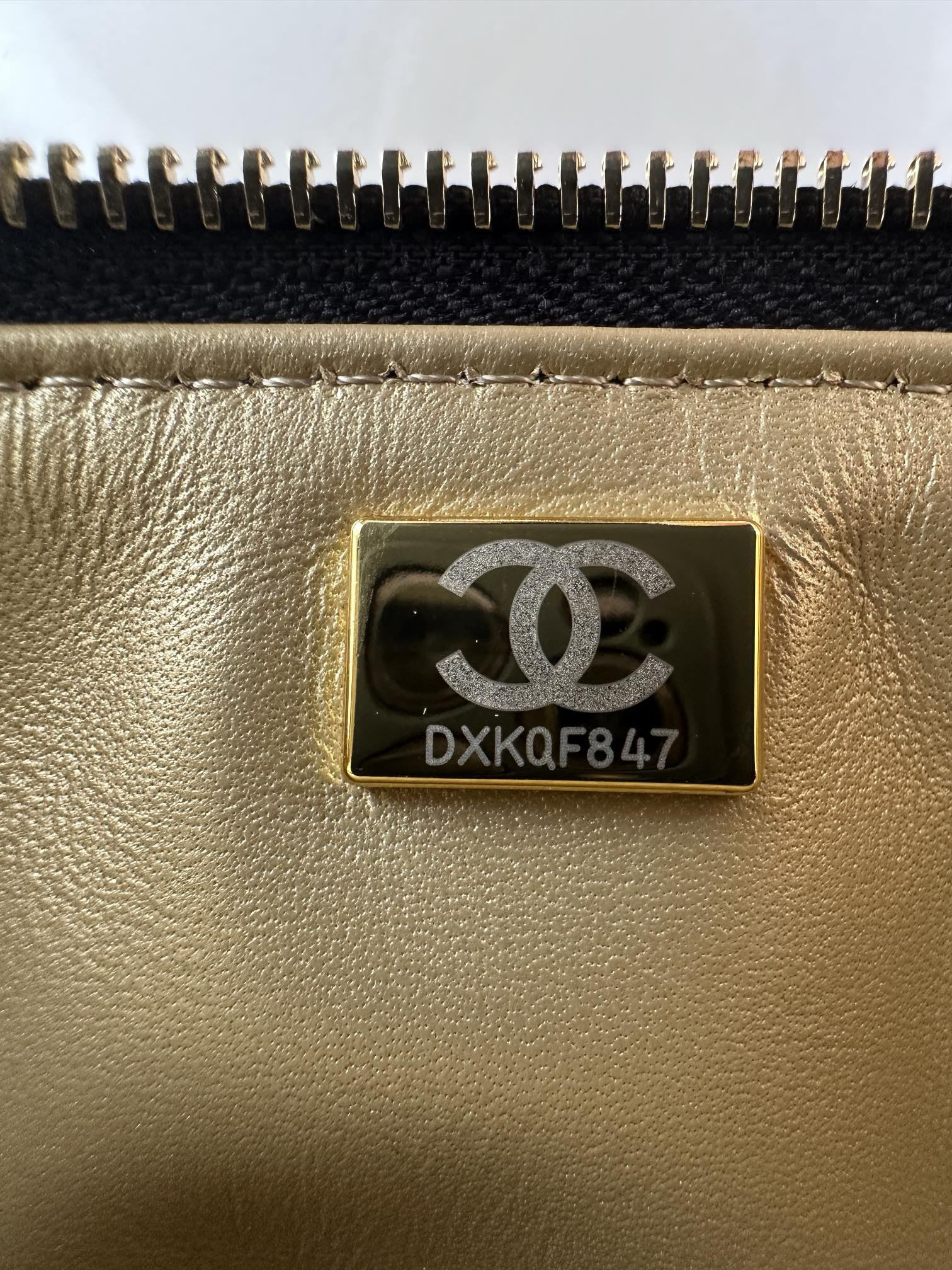 Ch**el Waist Bag 17 × 24 × 11 cm