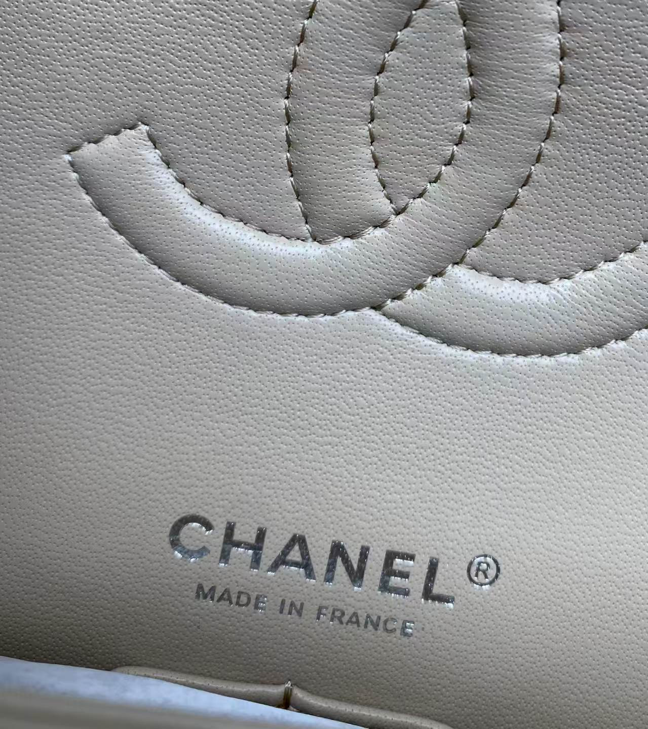 Ch**el Classic Flap Jumbo 25cm CF Khaki Silver 15.5x25.5x6.5cm