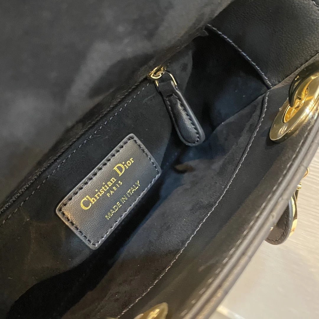 MINI LADY D10r D10rAMOUR BAG 6.5 x 6 x 3 inches