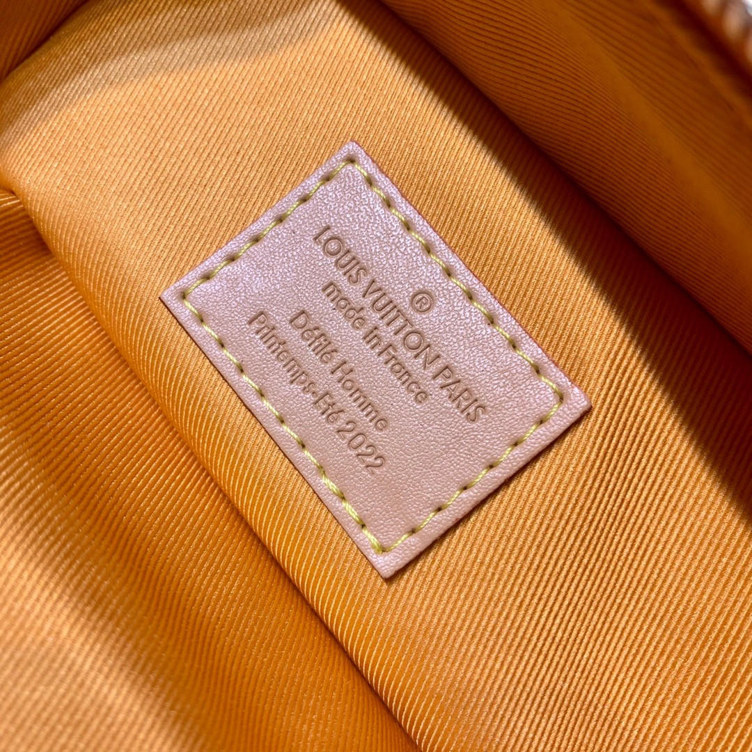 M59666 VERTICAL BOX TRUNK M59666