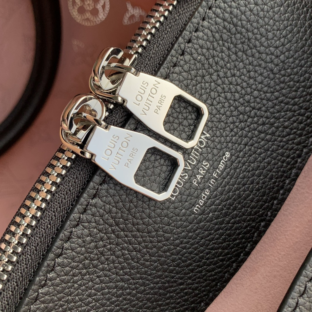 LV BELLA TOTE M21107