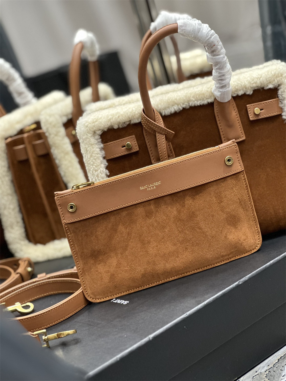 Y51 SAC DE JOUR S*pPLE BABY IN SUEDE AND SHEARLING DARK CIGAR AND NATURAL BEIGE