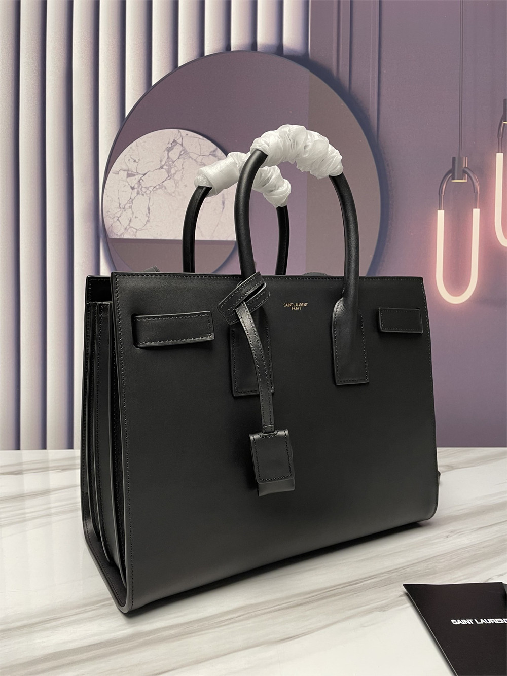 Y51 SAC DE JOUR SMALL IN SHINY LEATHER BLACK