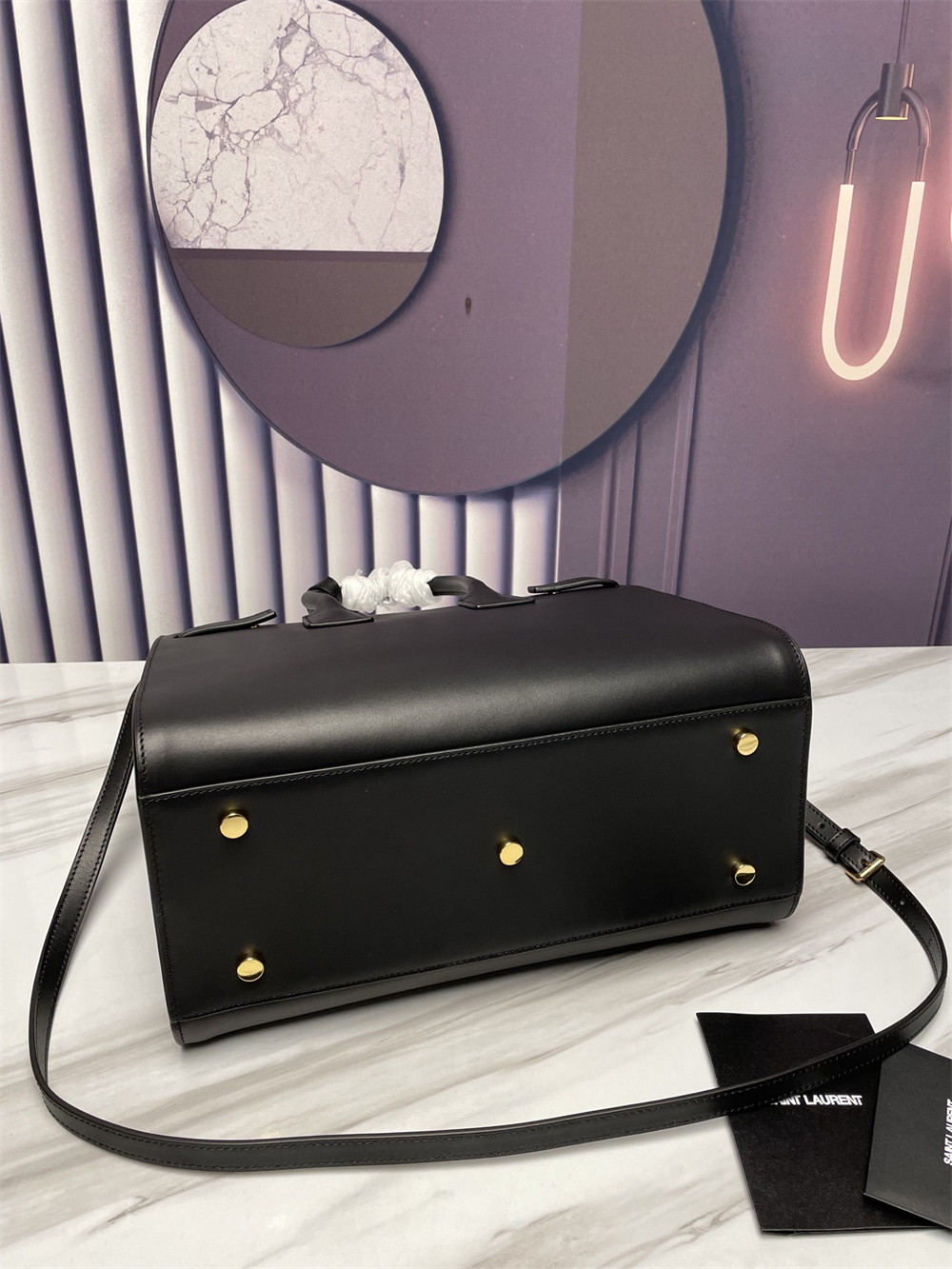 Y51 SAC DE JOUR SMALL IN SHINY LEATHER BLACK