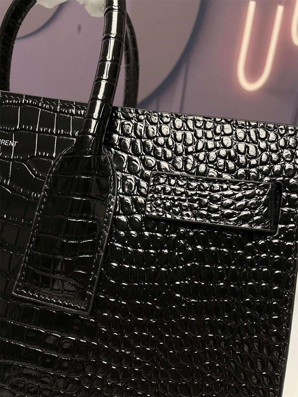 Y51 SAC DE JOUR SMALL IN CROCODILE EMBOSSED LEATHER