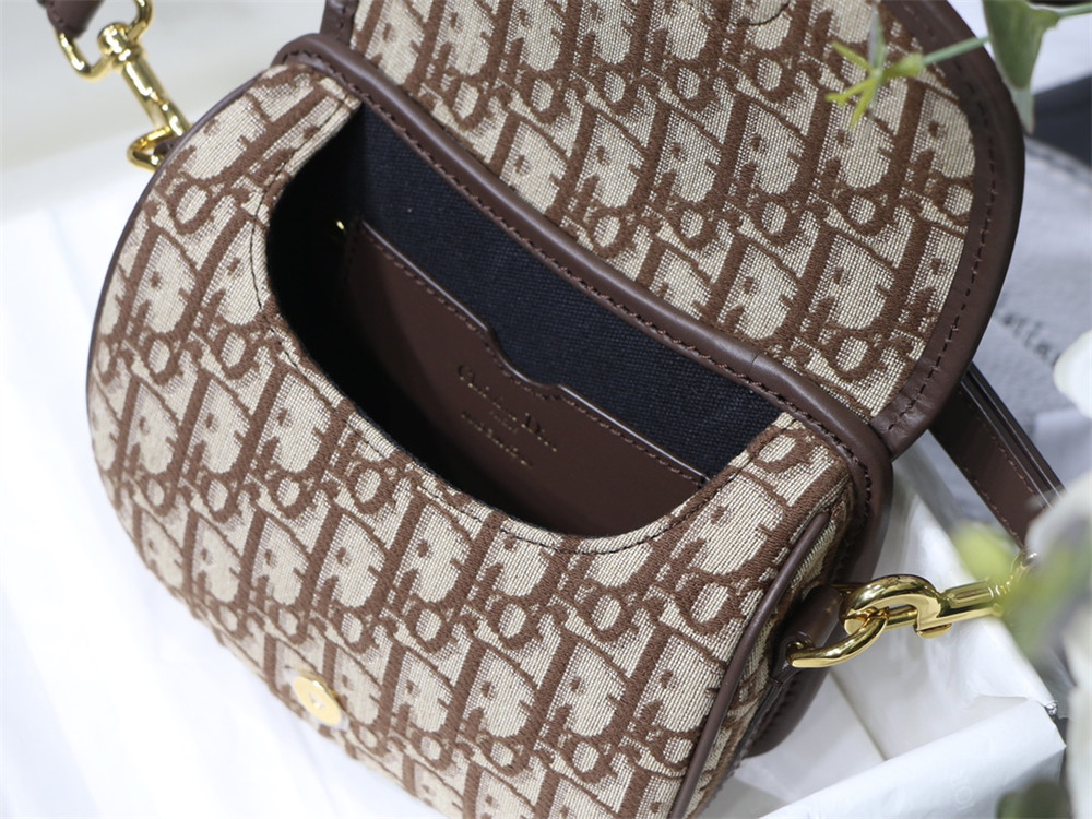 MEDIUM D10r BOBBY BAG brown D10r Oblique Jacquard