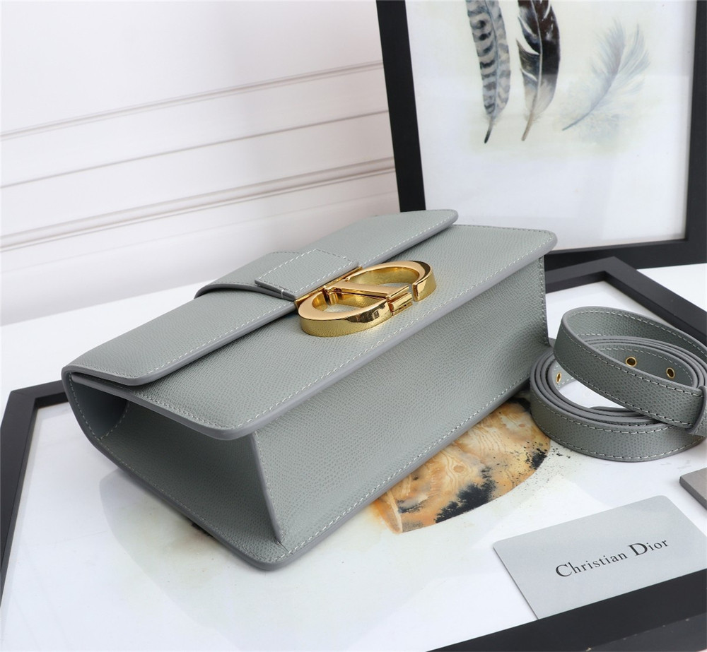 D10r 30 MONTAIGNE CHAIN BAG Grained