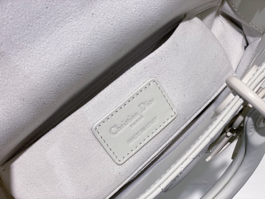 D10r SMALL LADY D-JOY BAG Ultramatte White Cannage Calfskin
