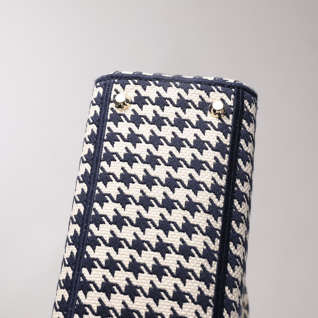 MEDIUM D10r LADY D-LITE BAG  24 x 20 x 11 cm