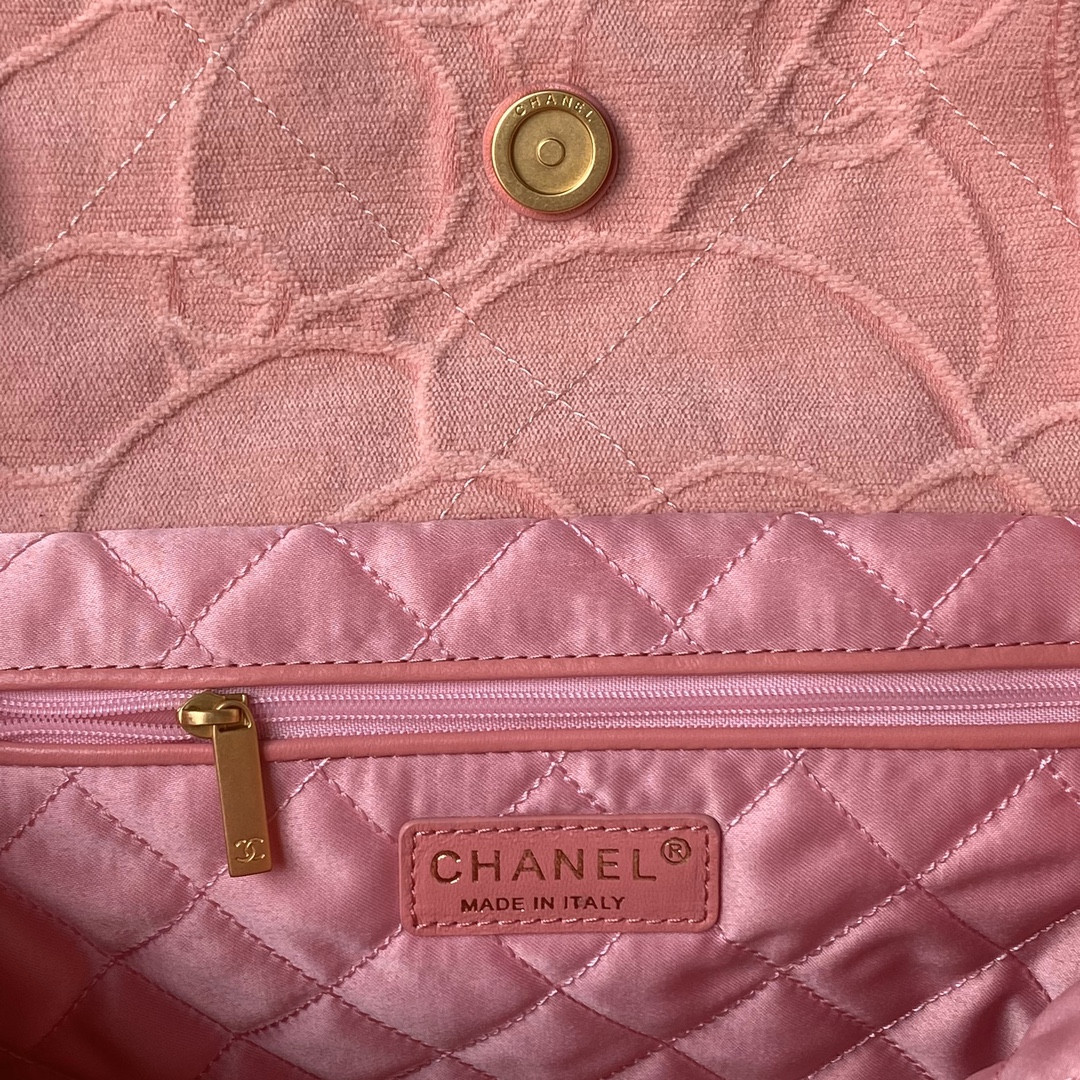Ch**el 22 HANDBAG velvet pink 15.2×16.4×3.1 in