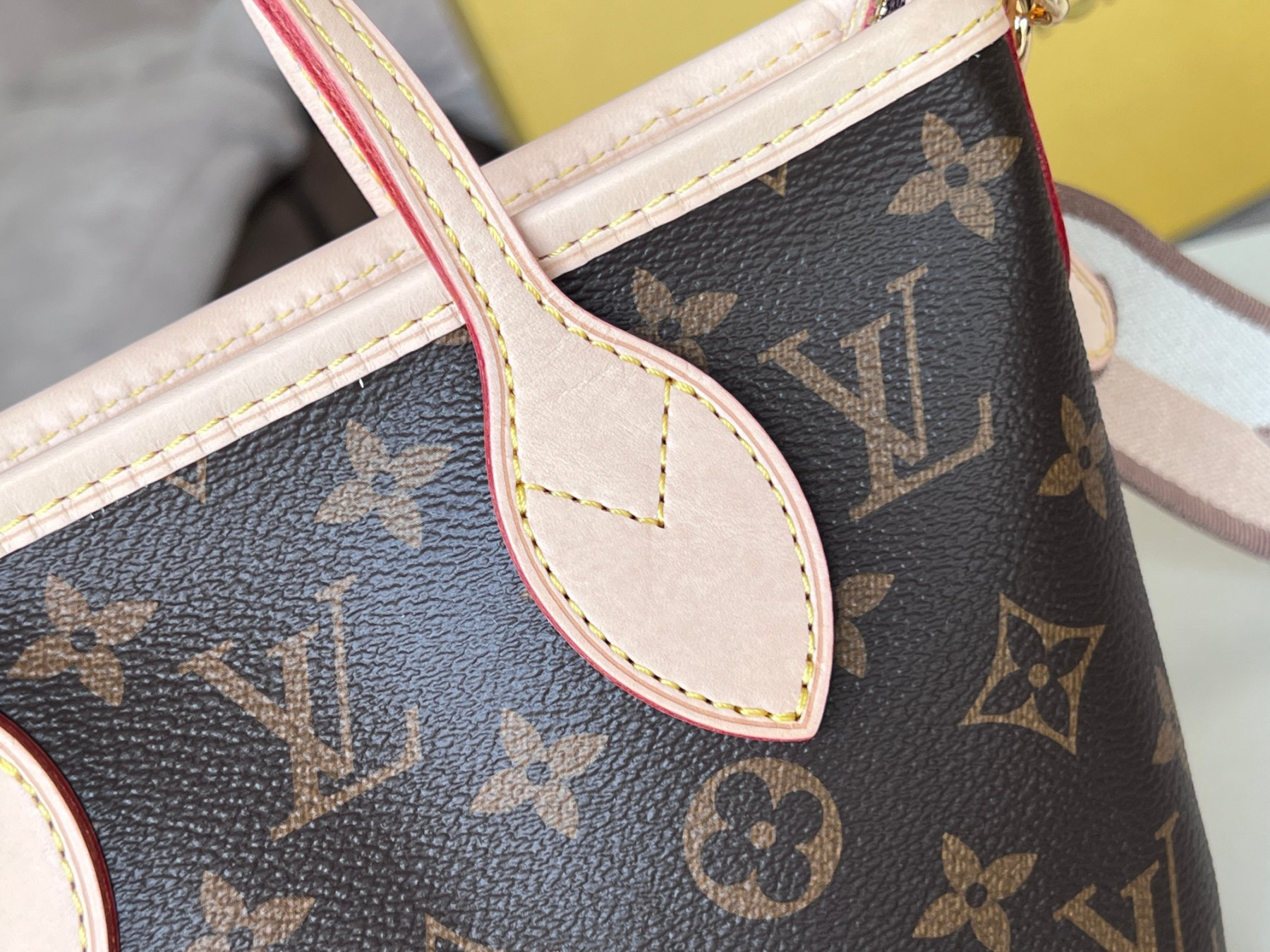 LV Neverfull BB M46705