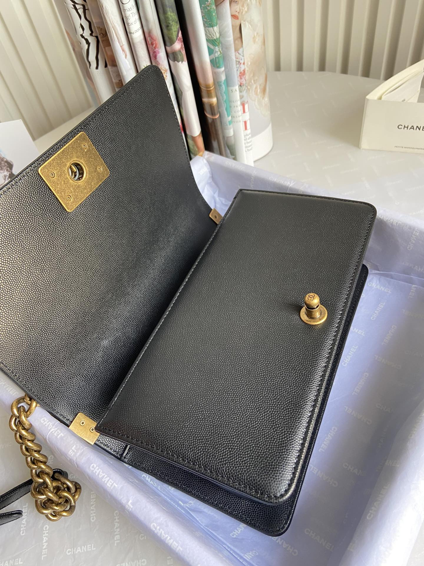 BOY Ch**el HANDBAG Shiny Grained Calfskin 5.9 × 9.8 × 3.5 in