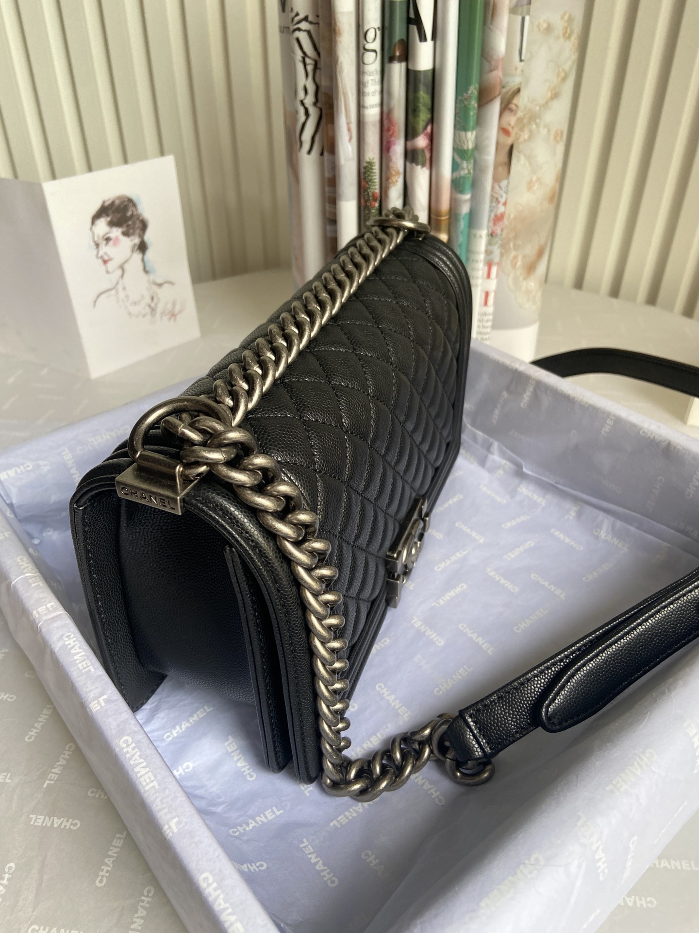 BOY Ch**el HANDBAG Shiny Grained Calfskin 5.9 × 9.8 × 3.5 in