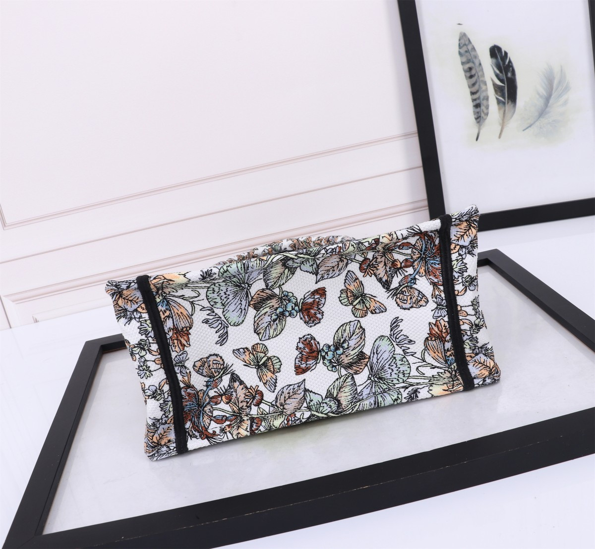 Small D10r BOOK TOTE WHITE MULTICOLOR TOILE DE JOUY MEXICO EMBROIDERY  10.5 x 8.5 x 5.5 inches