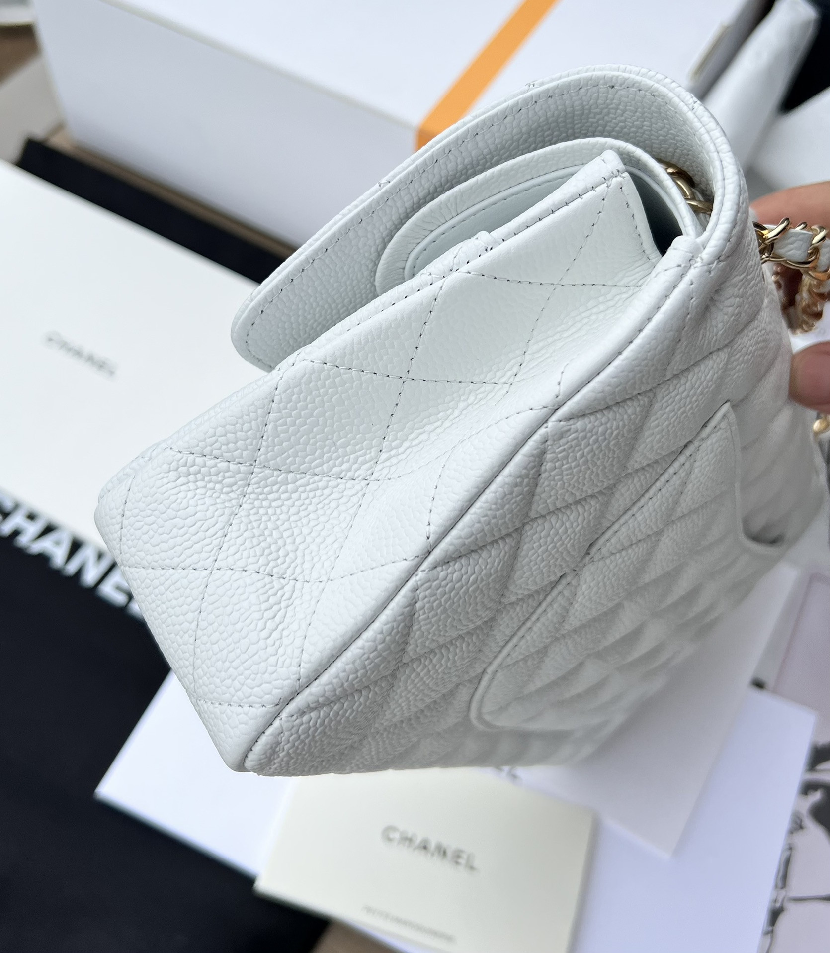 Ch**el CLASSIC HANDBAG GRAINED CALFSKIN & GOLD-TONE METAL WHITE 6 × 9.9 × 2.5 in