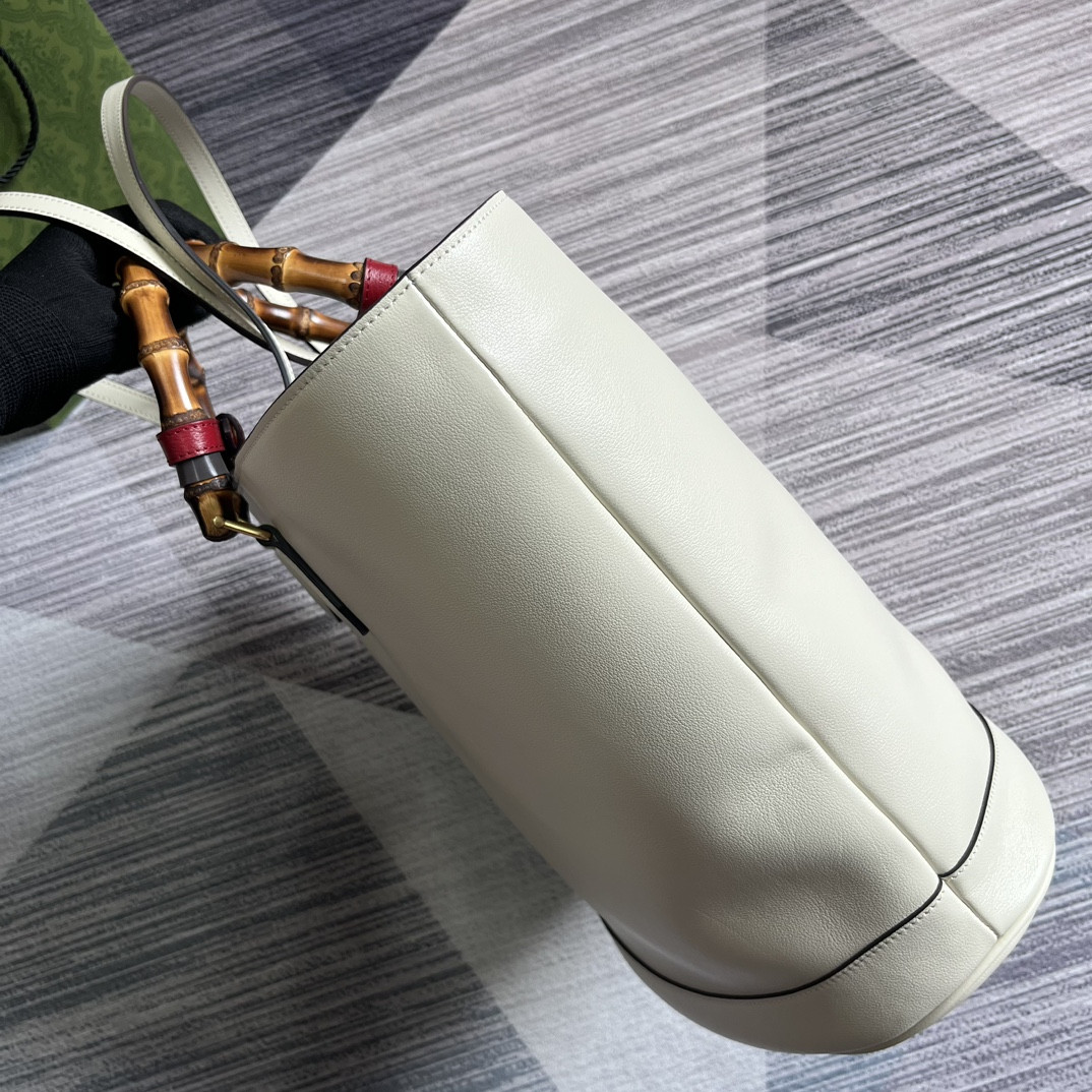 Gvc*1 DIANA LARGE TOTE BAG White 40W x 34H x 21D CM