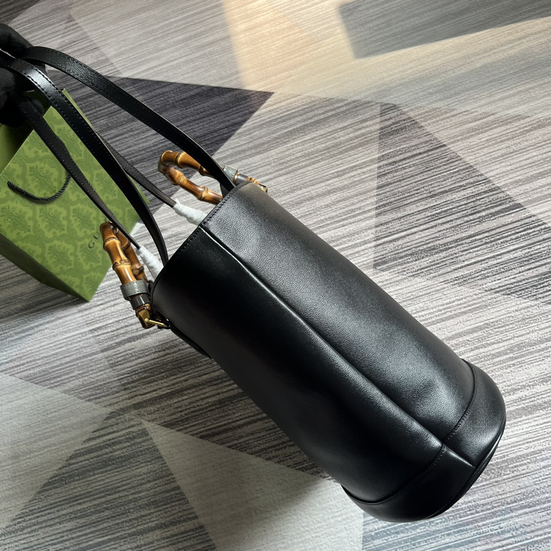 Gvc*1 DIANA LARGE TOTE BAG Black 40W x 34H x 21D CM