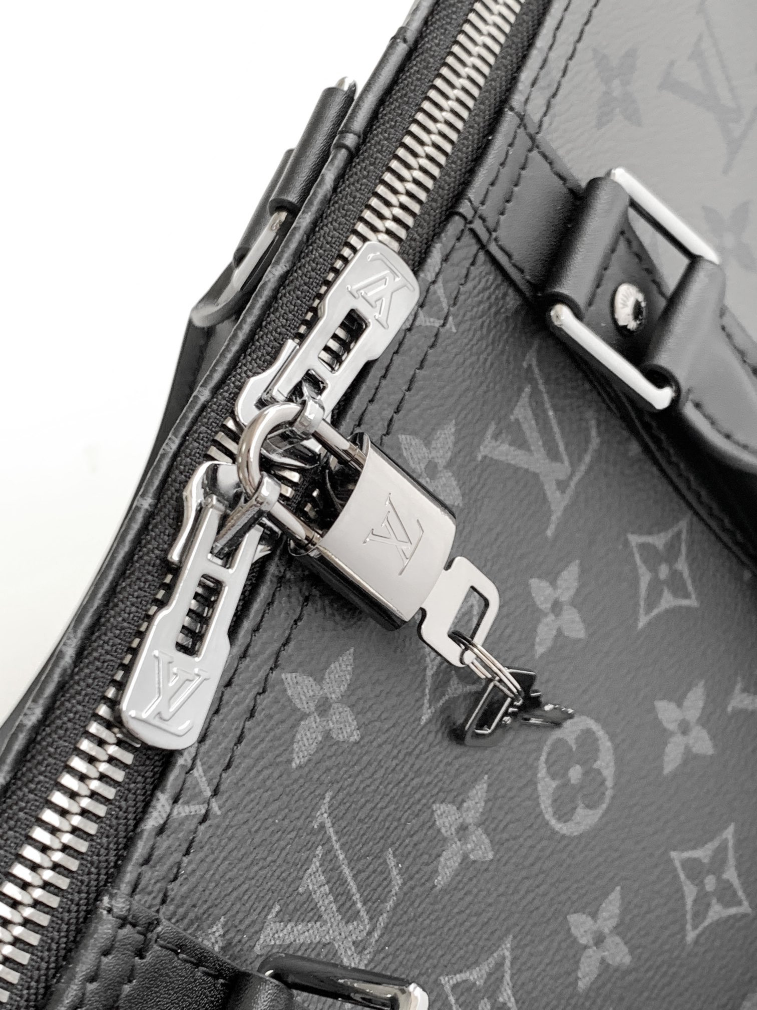 L0vis Vvtt0n Keepall Bandoulière 50 M45392