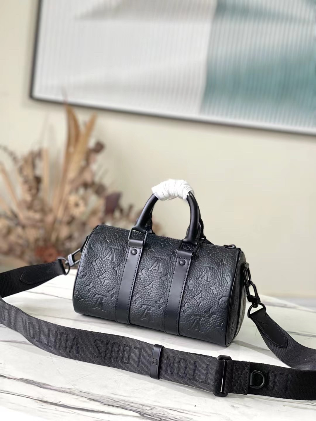 L0vis Vvtt0n Keepall Bandoulière 25 M20900 9.8 x 5.9 x 4.3 inches