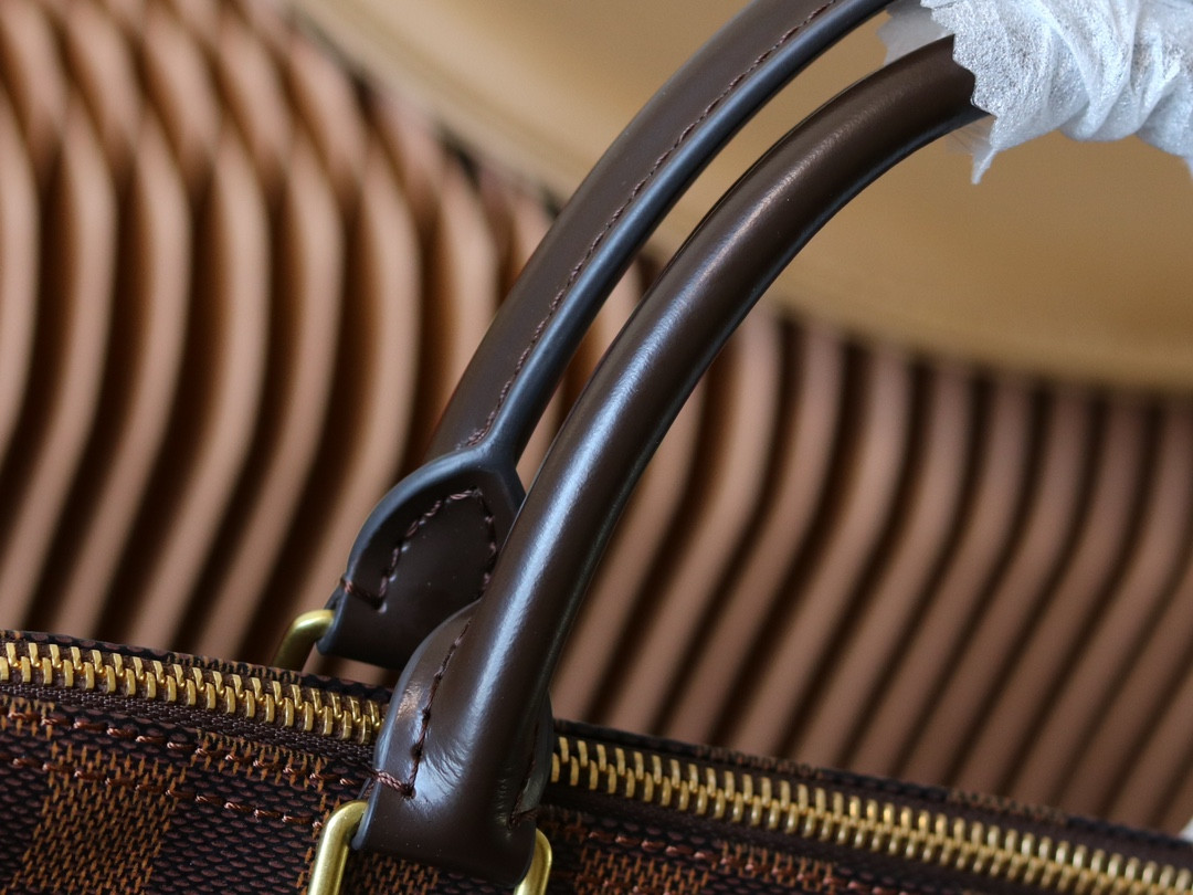 L0vis Vvtt0n N41363 Speedy 35