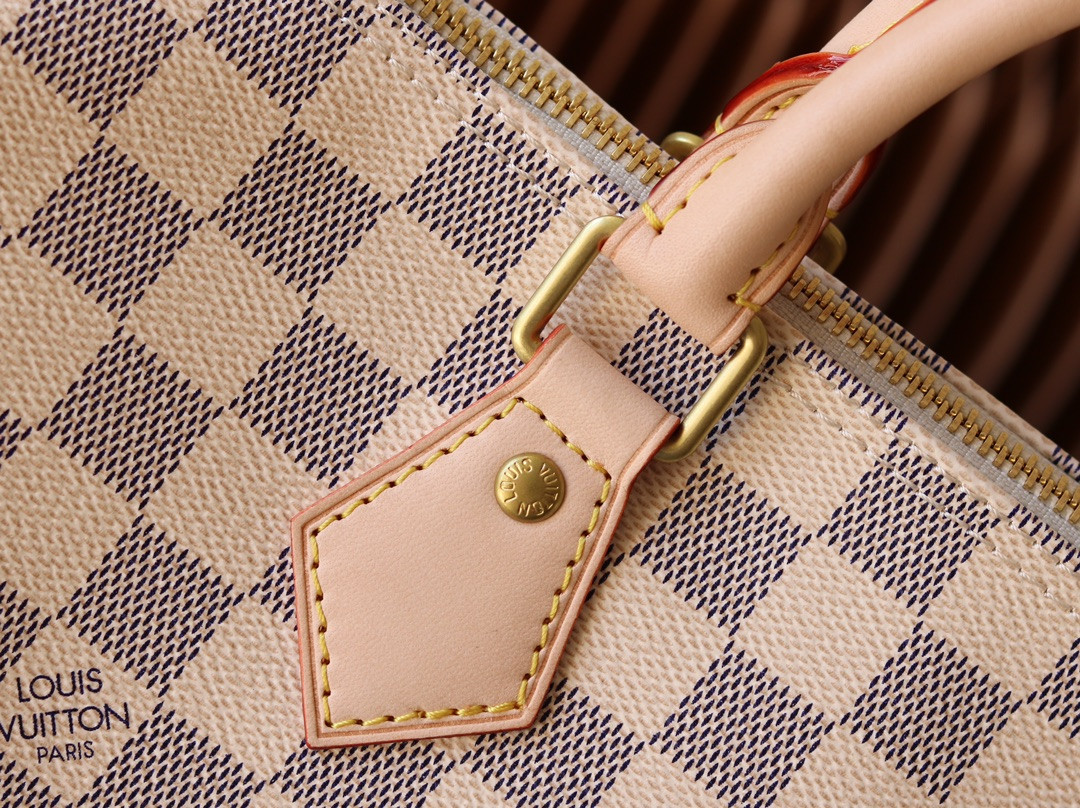 L0vis Vvtt0n N41370 Speedy 30