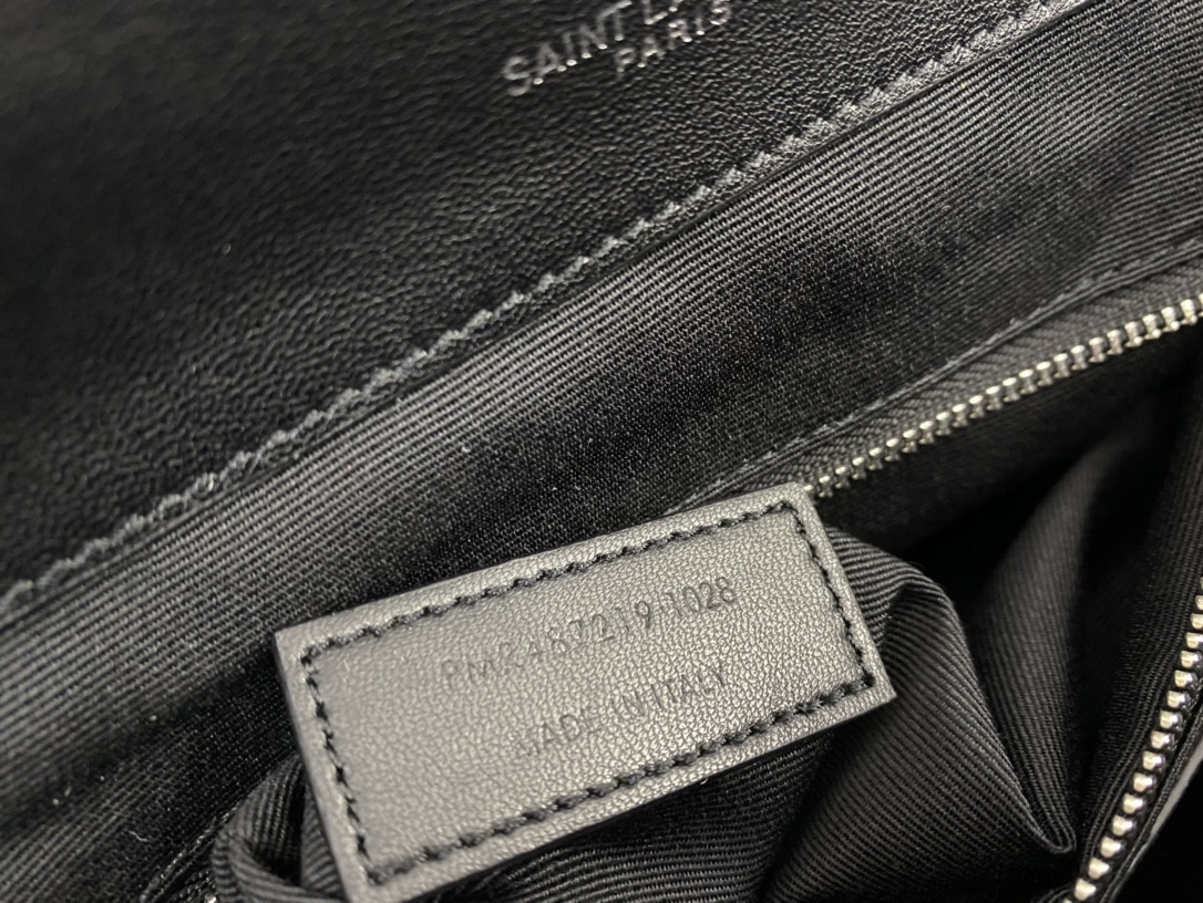 Y51 LOULOU BACKPACK BLACK 33x26x13cm