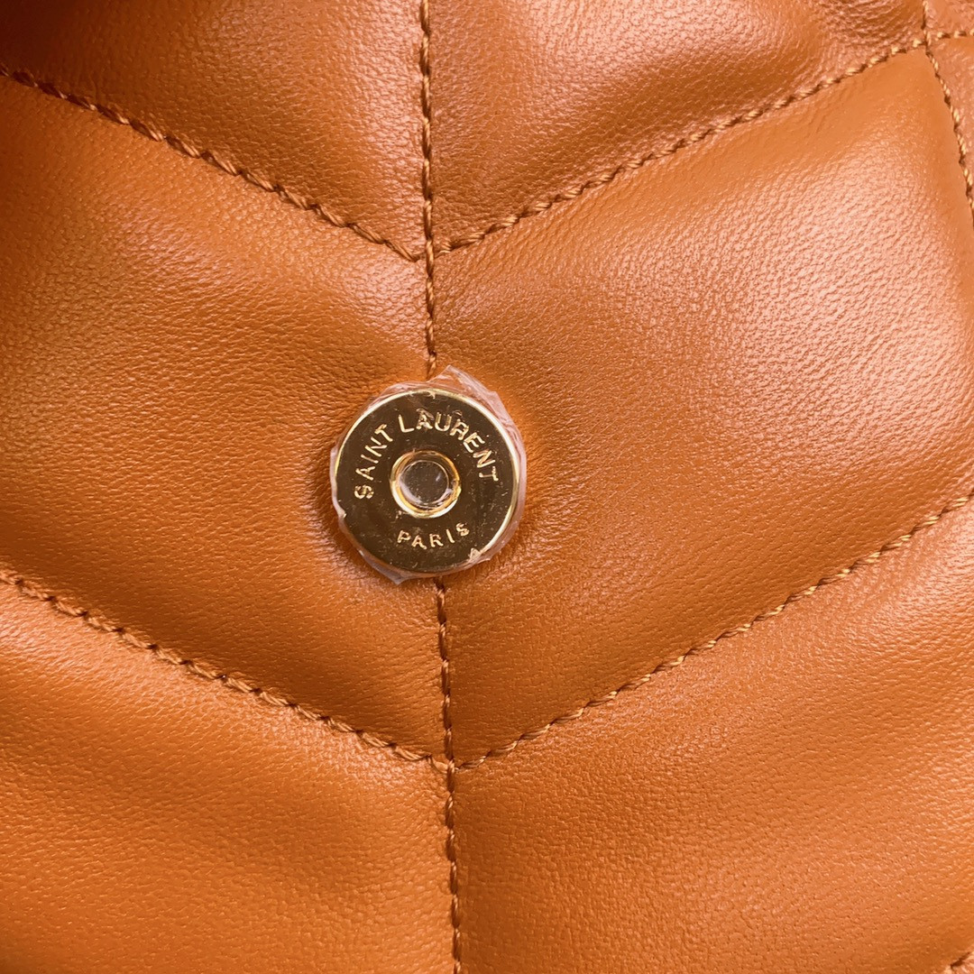 Y51 PUFFER IN LEATHER ORANGE 23 X 15.5 X 5.8 CM