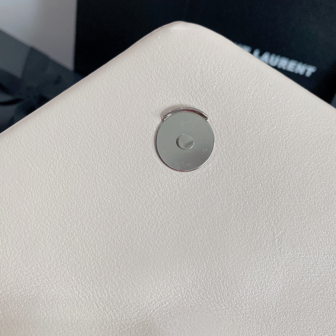 Y51 LOULOU SMALL IN QUILTED LEATHER WHITE 9 X 6.1 X 3.3 INCHES