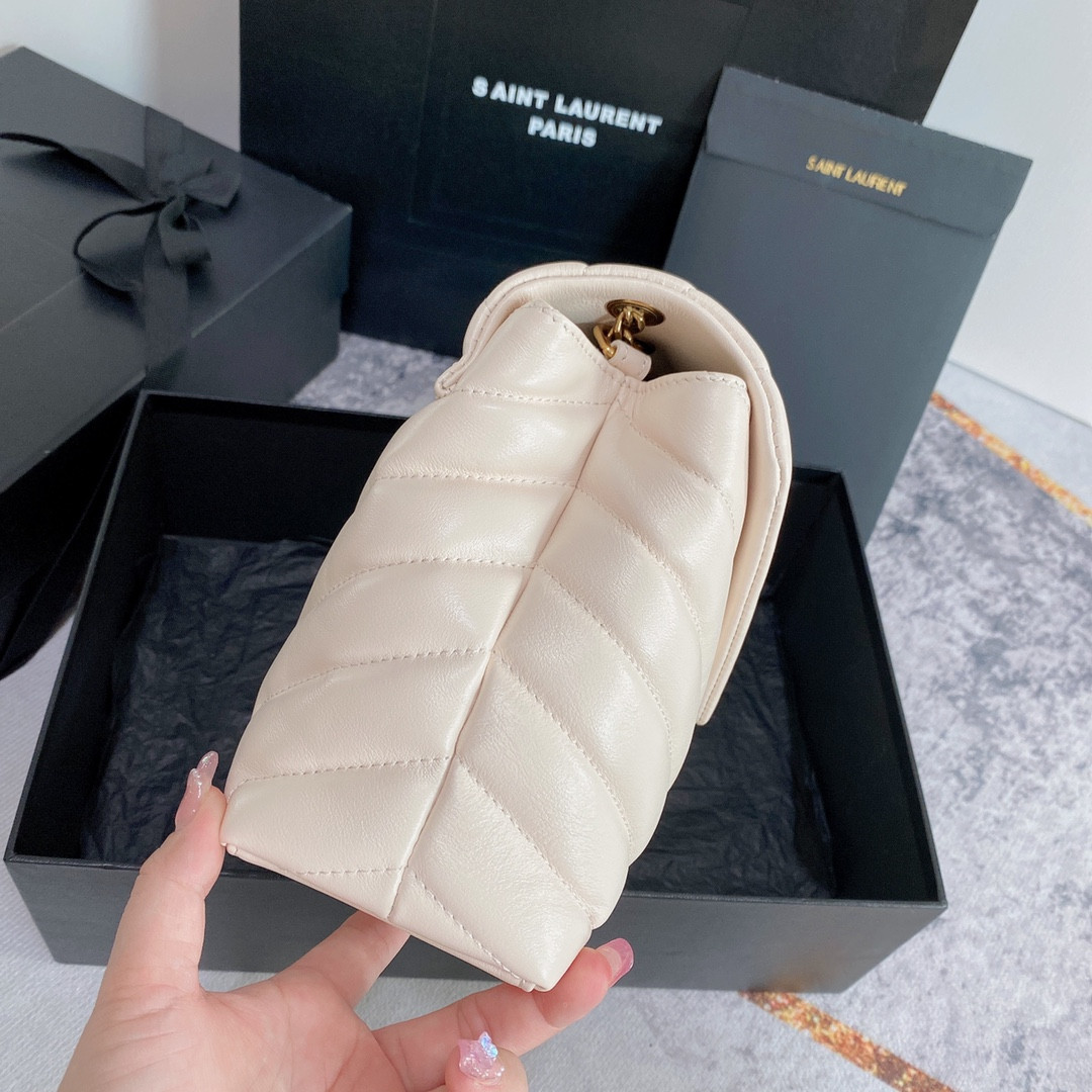 Y51 LOULOU SMALL IN QUILTED LEATHER WHITE GOLD 9 X 6.1 X 3.3 INCHES